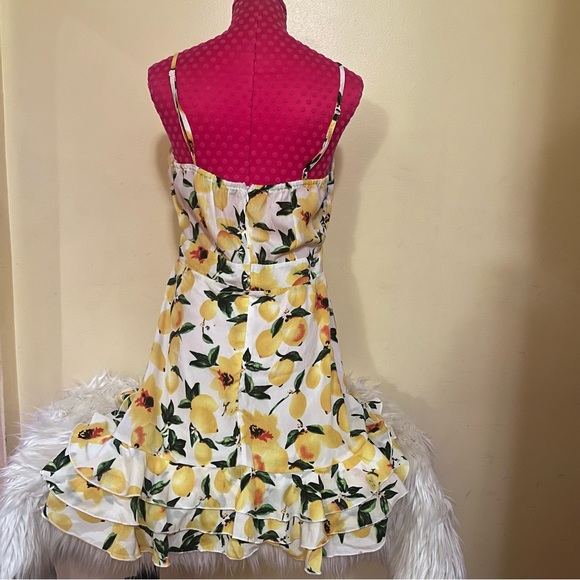 BooHoo Summery Lemon All Over Print Cutout Dress - Picture 3 of 8